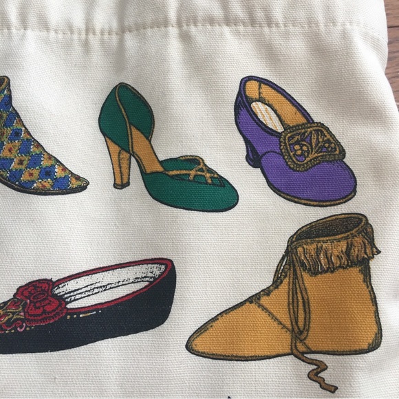 Frame tote bundle= shoes tote + 3 framed shoe prints. Boston museum. - Picture 5 of 14